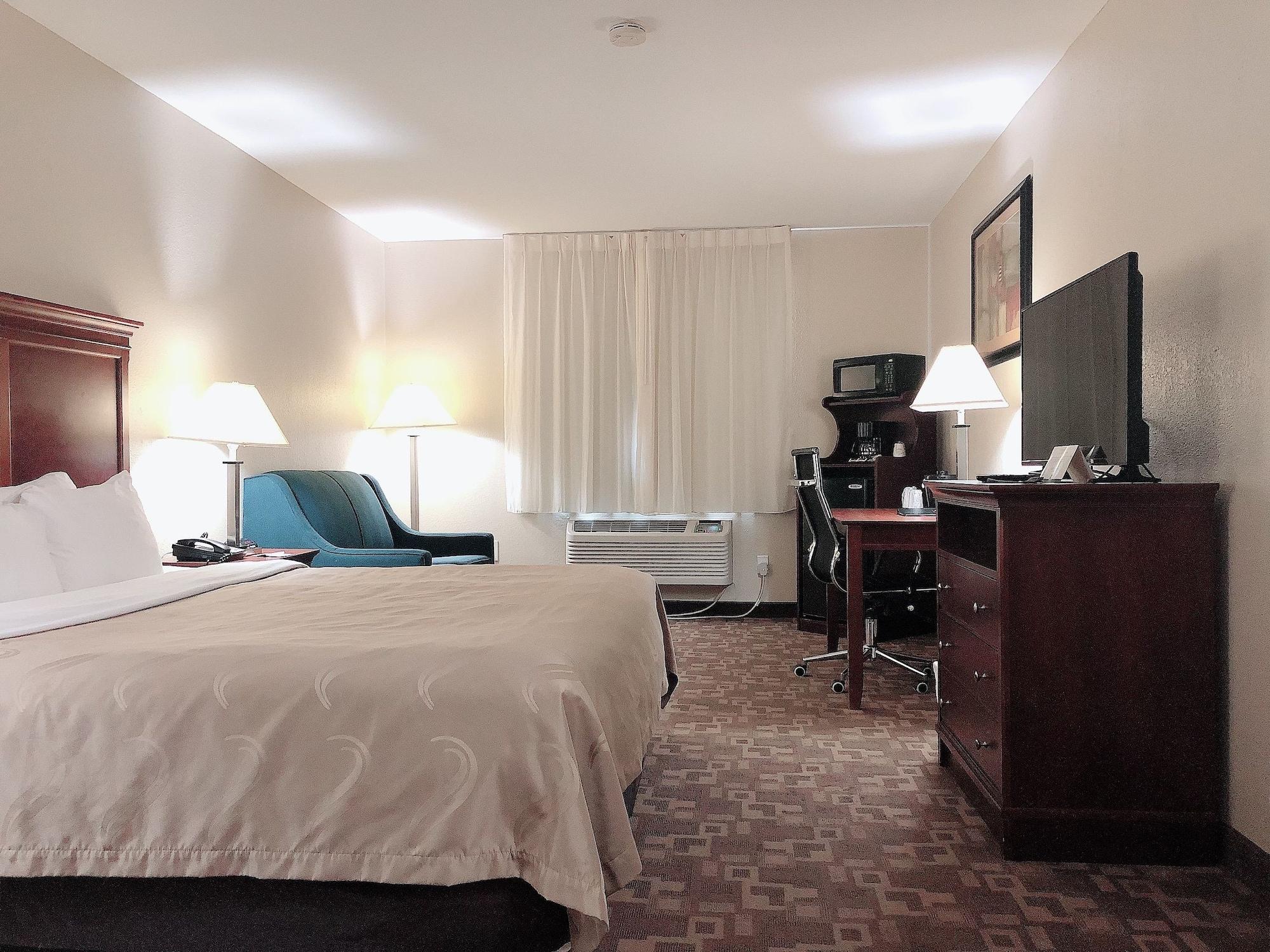 Quality Inn I-70 At Wanamaker Topeka Kültér fotó