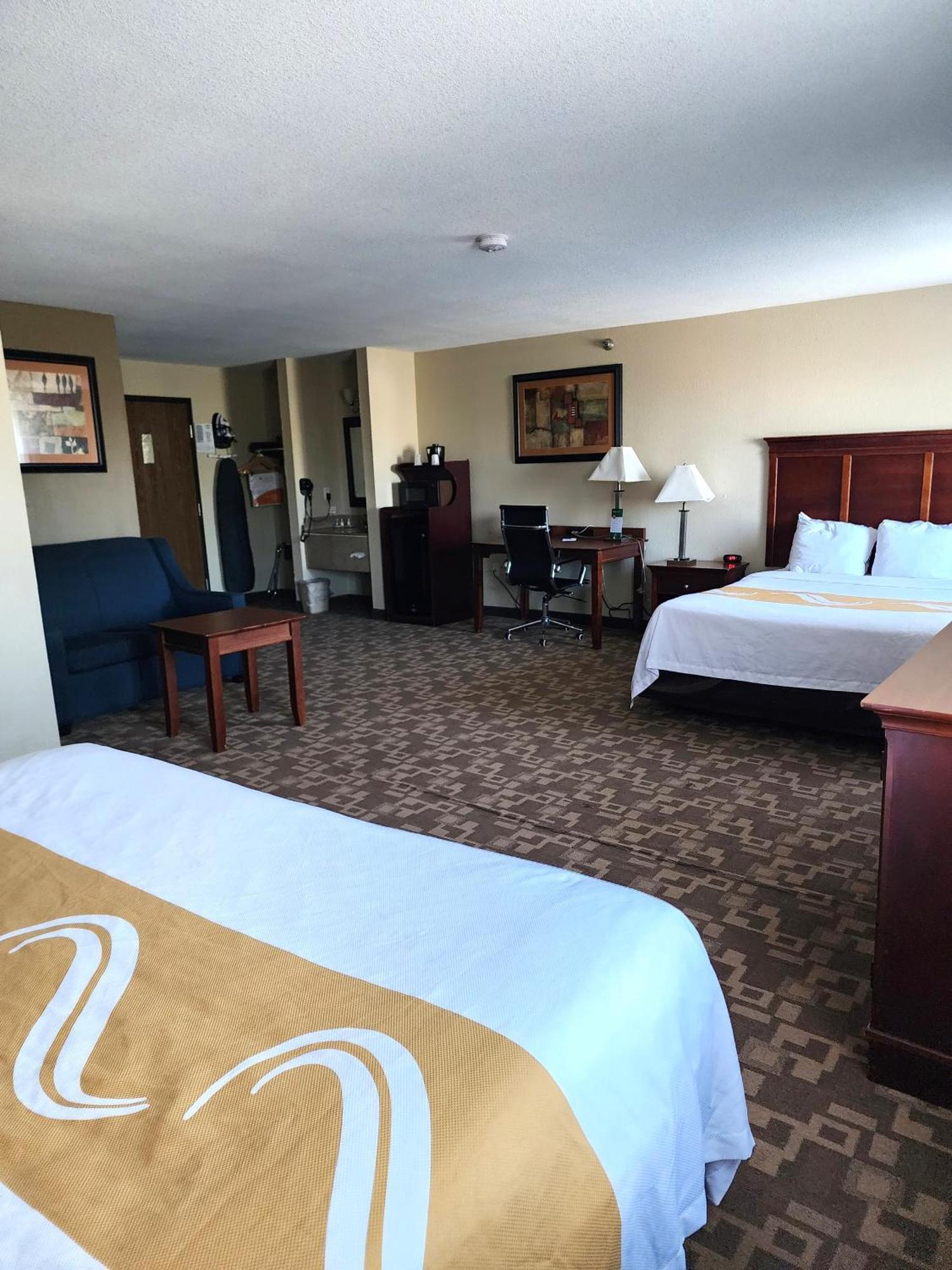 Quality Inn I-70 At Wanamaker Topeka Kültér fotó