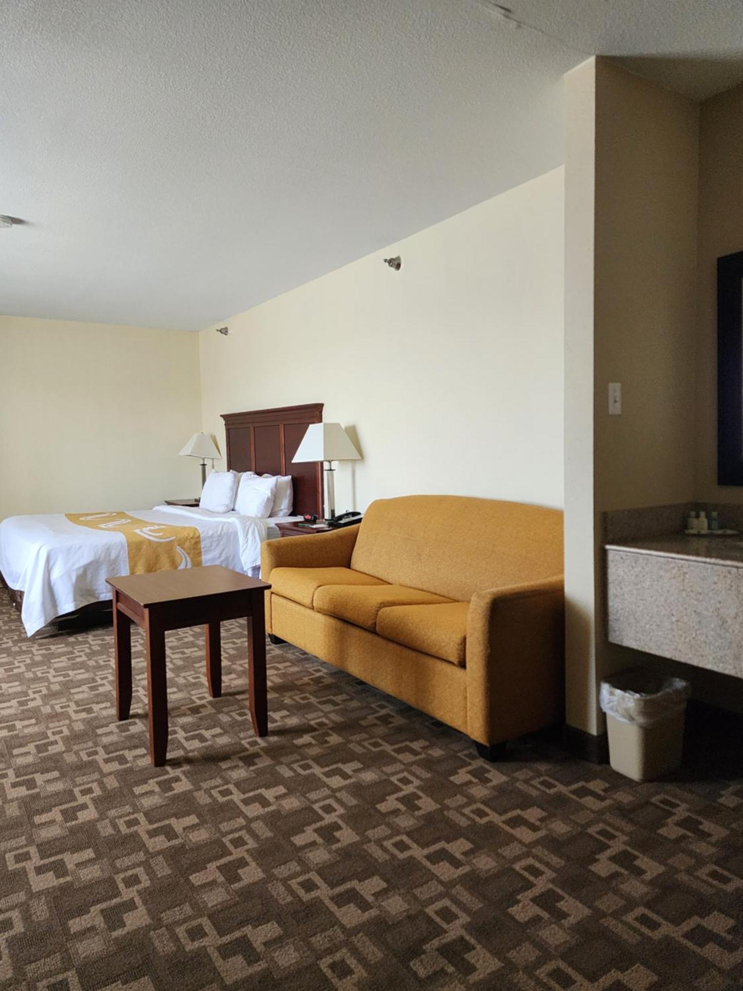 Quality Inn I-70 At Wanamaker Topeka Kültér fotó