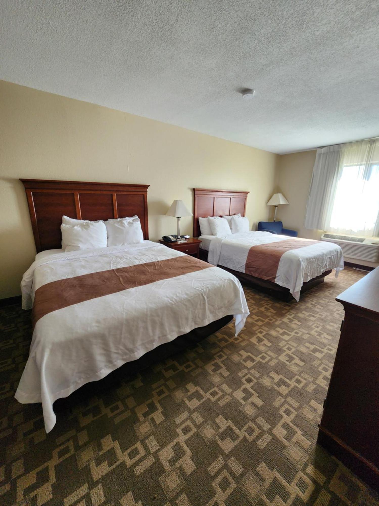 Quality Inn I-70 At Wanamaker Topeka Kültér fotó