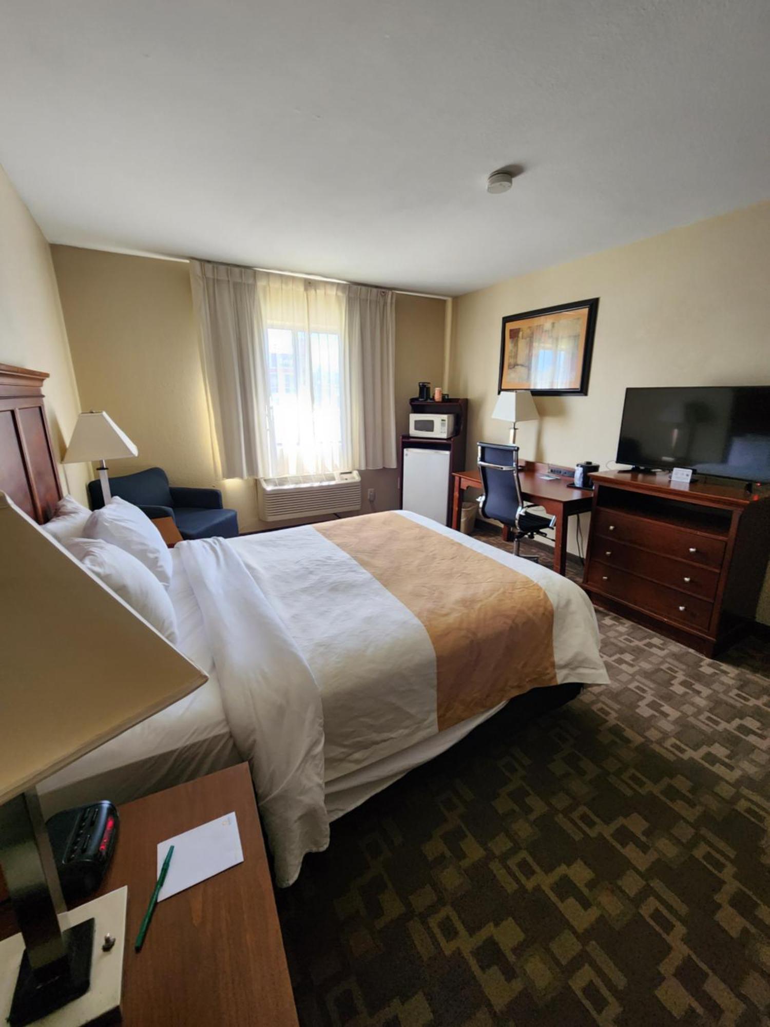 Quality Inn I-70 At Wanamaker Topeka Kültér fotó