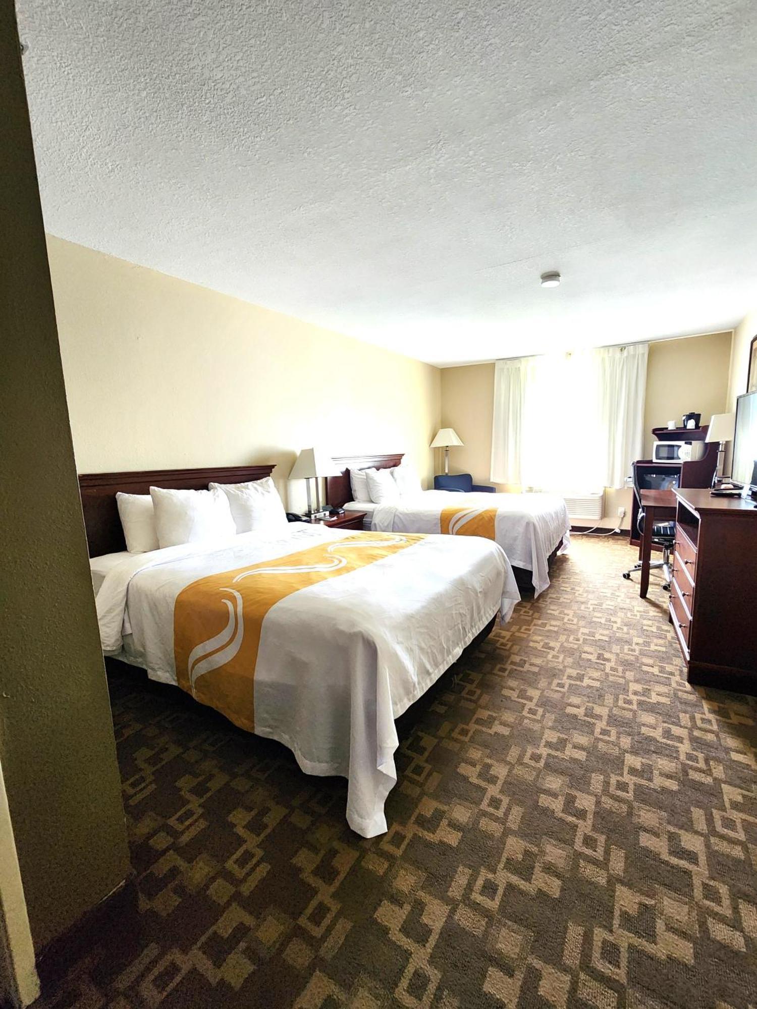 Quality Inn I-70 At Wanamaker Topeka Kültér fotó