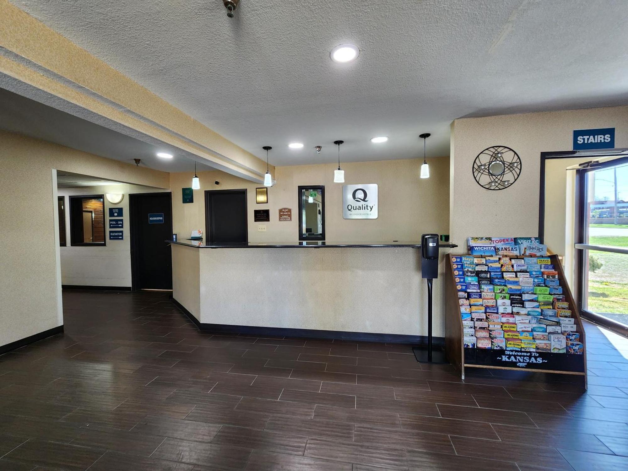 Quality Inn I-70 At Wanamaker Topeka Kültér fotó