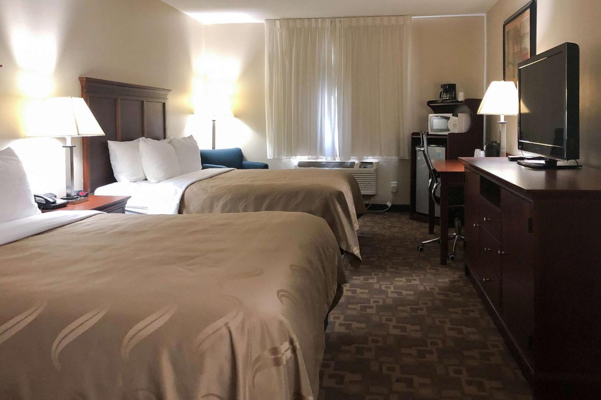 Quality Inn I-70 At Wanamaker Topeka Kültér fotó