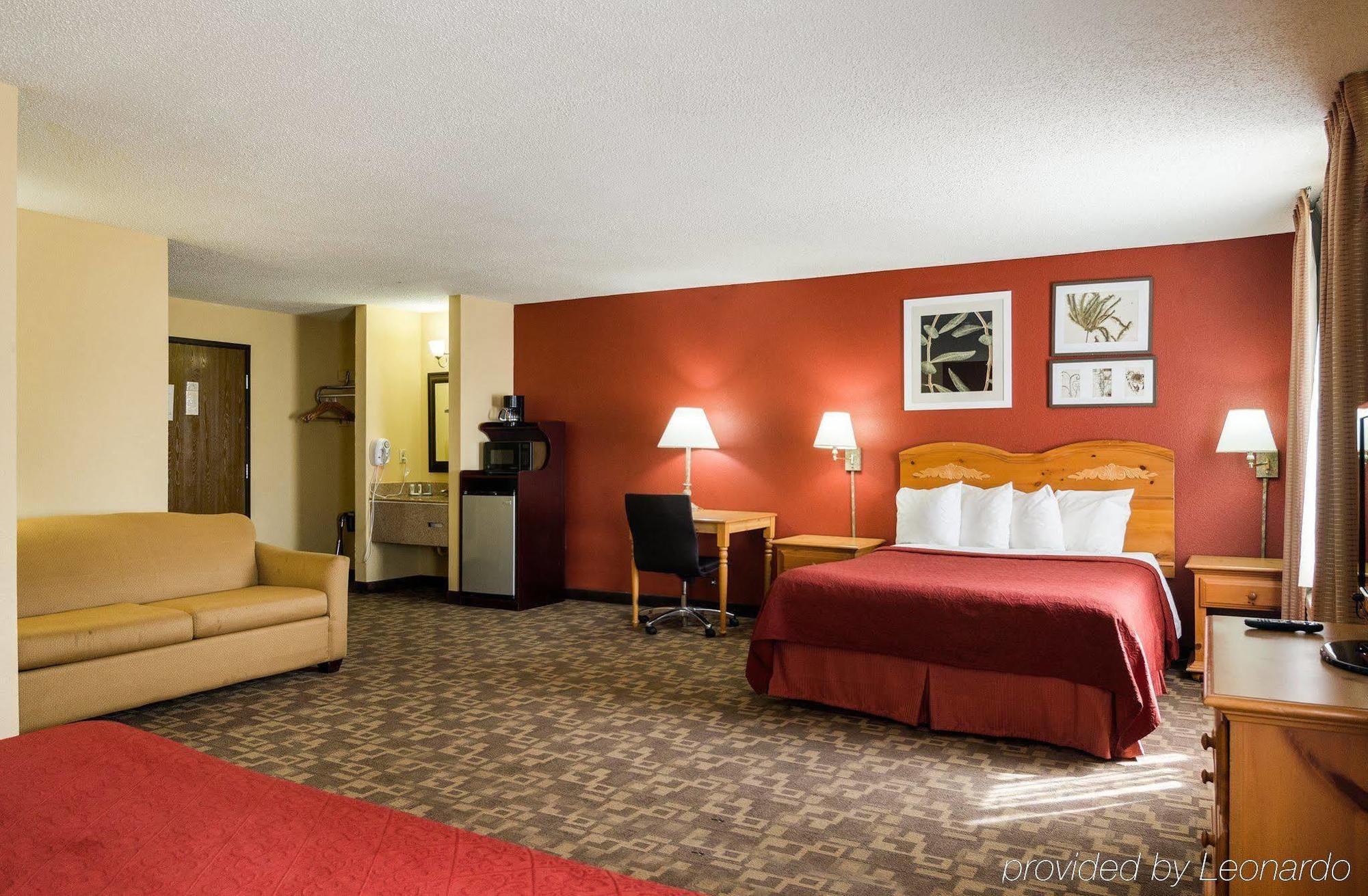 Quality Inn I-70 At Wanamaker Topeka Kültér fotó